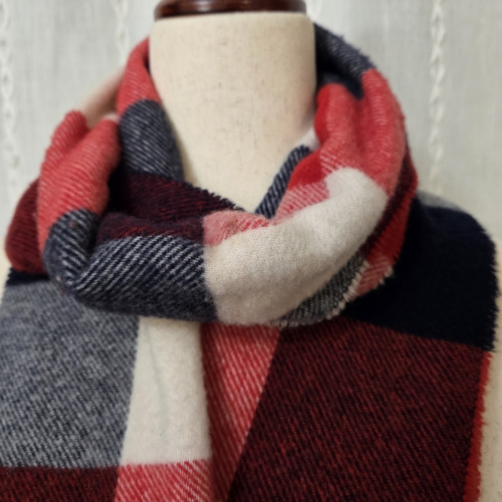 Gap Wool Blend Buffalo Plaid Scarf Fringe Patriotic San Francisco No 54023 66" - Picture 3 of 10